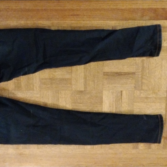 VIP JEANS - Picture 5 of 5